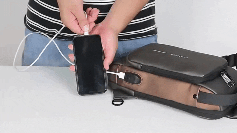 SecurePack Bolso impermeable antirrobo con puerto USB