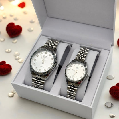 RELOJ Q&Q PAREJAS + ESTUCHE DE PAREJAS
